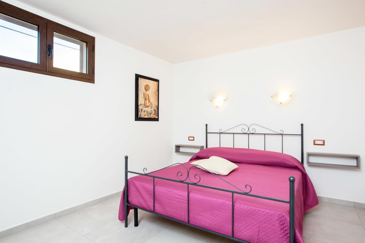 הוילה ארבאטקס Villino Enzo 350 Mt Baia Di Porto Frailis מראה חיצוני תמונה